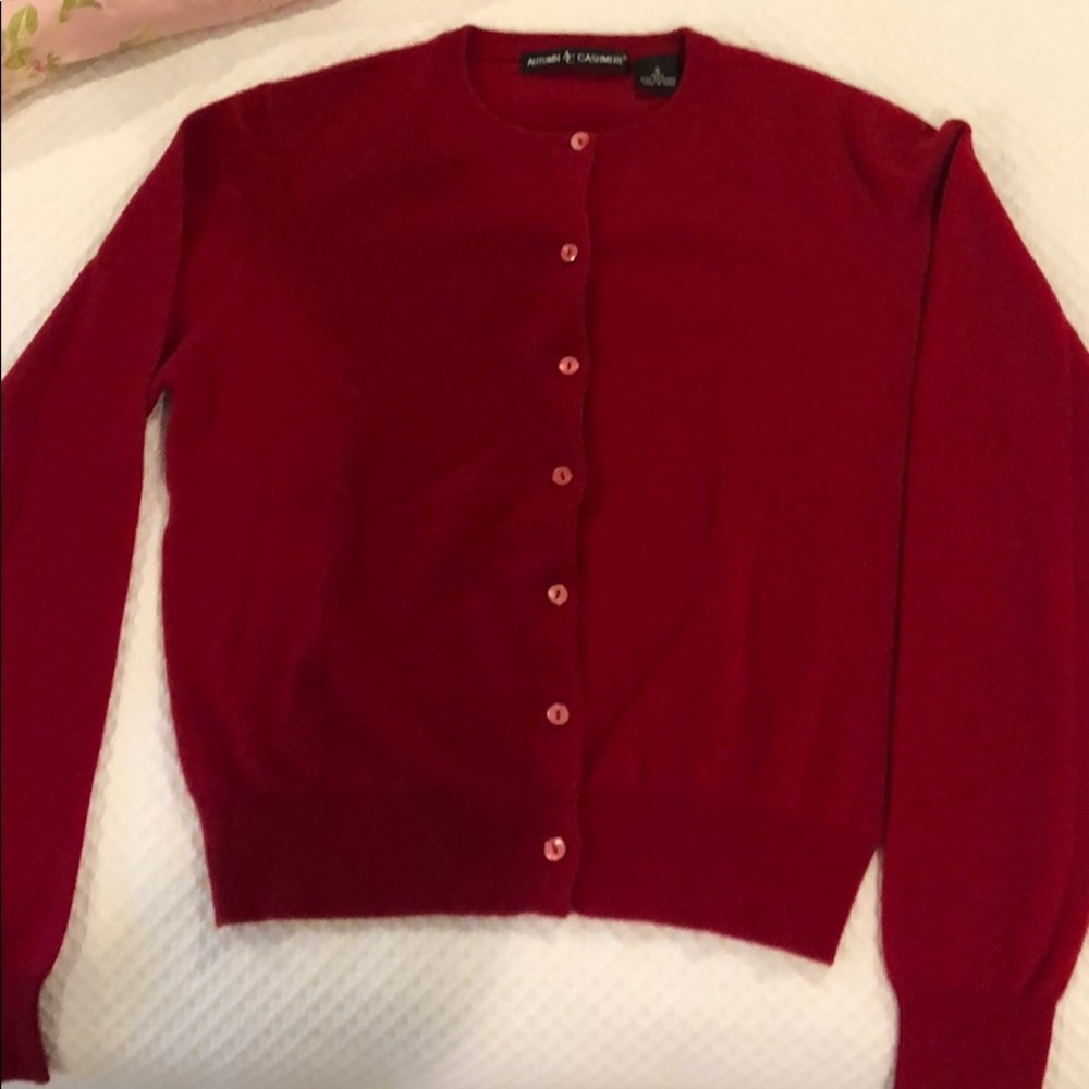 Cardigan sweater
